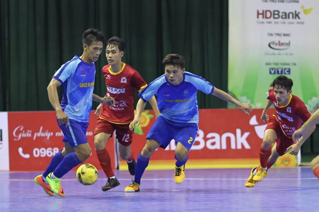 Giải futsal VĐQG 2018: Đánh bại Tân Hiệp Hưng, Sanatech Sanest Khánh Hoà tiếp tục nuôi hy vọng vô địch.