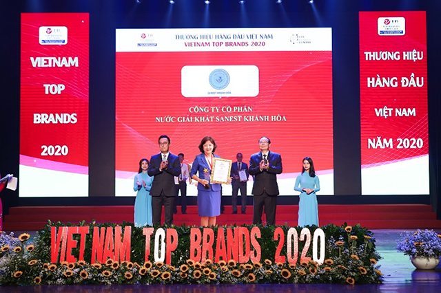 SANEST KHÁNH HOÀ - Nhãn hiệu nổi tiếng đạt Top 10 Thương hiệu hàng đầu Việt Nam <br /> Vietnam Top Brands 2020