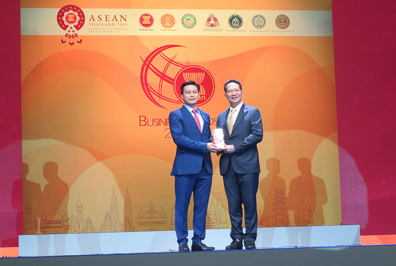 Công ty Yến sào Khánh Hoà nhận giải thưởng Doanh Nghiệp ASEAN (ABA) - “Doanh nghiệp có ngành hàng ưu tiên hội nhập ASEAN”