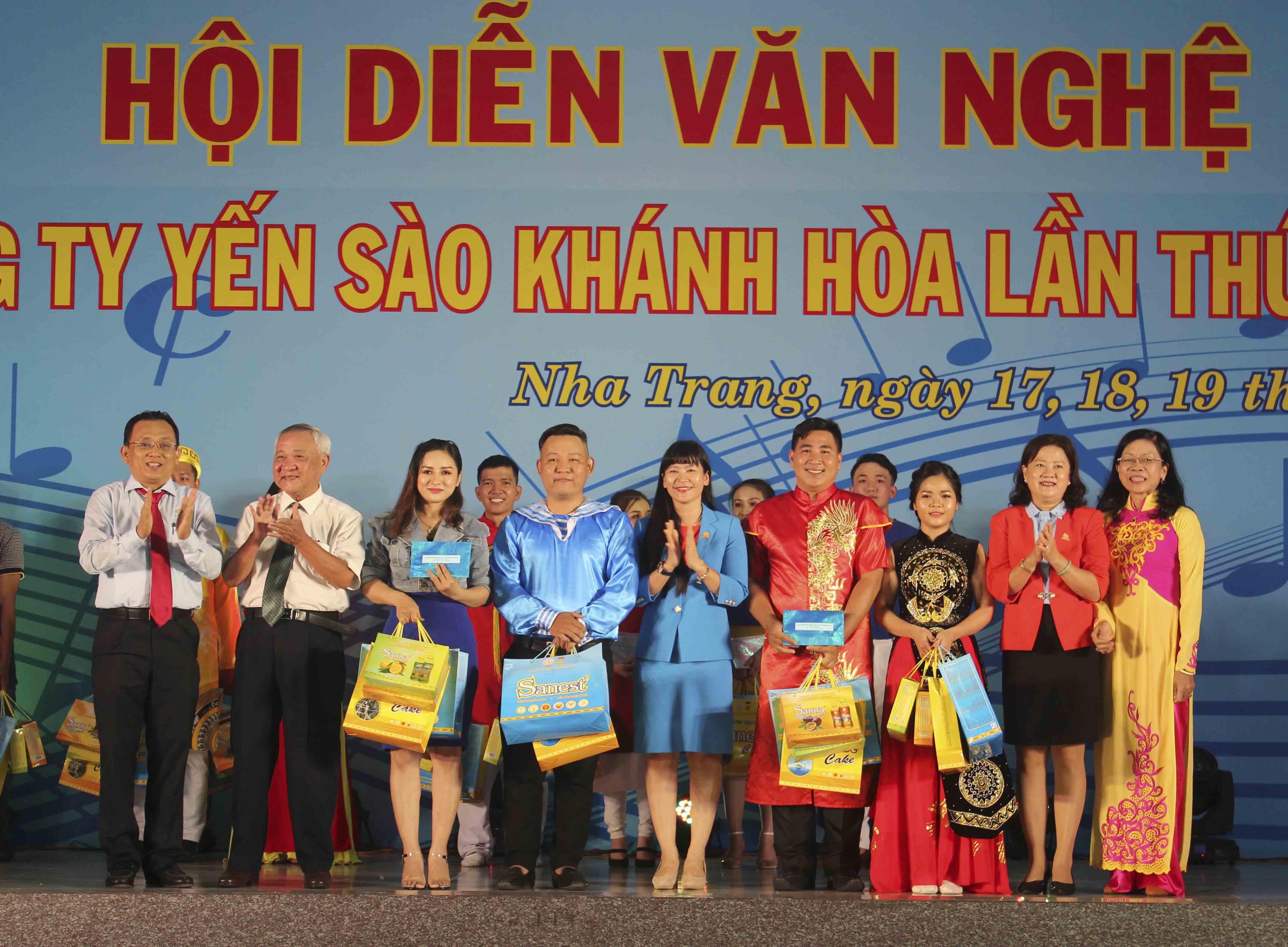 Hội diễn văn nghệ cán bộ, công nhân lao động Công ty Yến sào Khánh Hòa