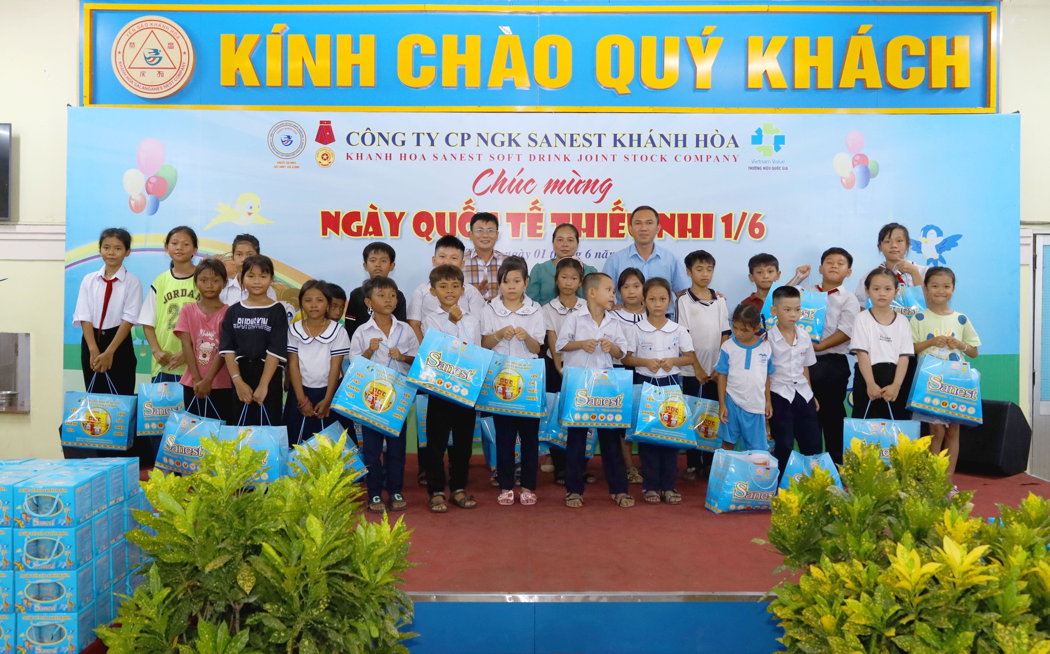 Sanest Khánh Hòa - Đồng hành cùng Quốc tế Thiếu nhi 01.6