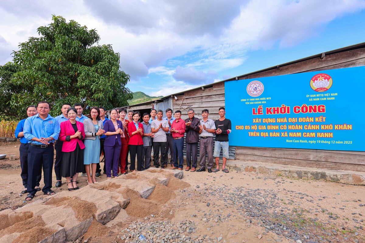 YẾN SÀO KHÁNH HÒA KHỞI CÔNG XÂY DỰNG 05 NHÀ ĐẠI ĐOÀN KẾT TẠI XÃ NAM CAM RANH