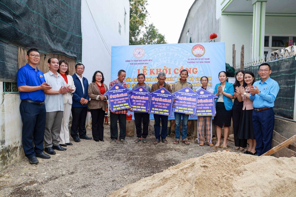 CÔNG TY YẾN SÀO KHÁNH HÒA KHỞI CÔNG SỬA CHỮA NHÀ TÌNH NGHĨA CHO 5 HỘ GIA ĐÌNH KHÓ KHĂN TẠI PHƯỜNG TÂY NHA TRANG